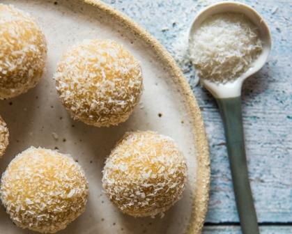 lemon-bliss-balls-healing-naturally